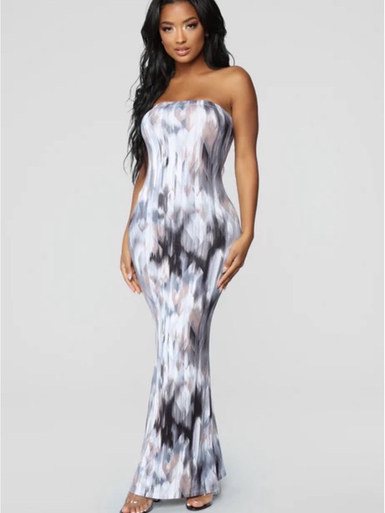 Fashion Nova Dresses & Skirts - Fashion Nova Feminine Strapless Abstract Maxi Dress - Gray & Black, Size Small